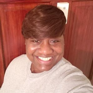 Meet your Posher, Carolyn